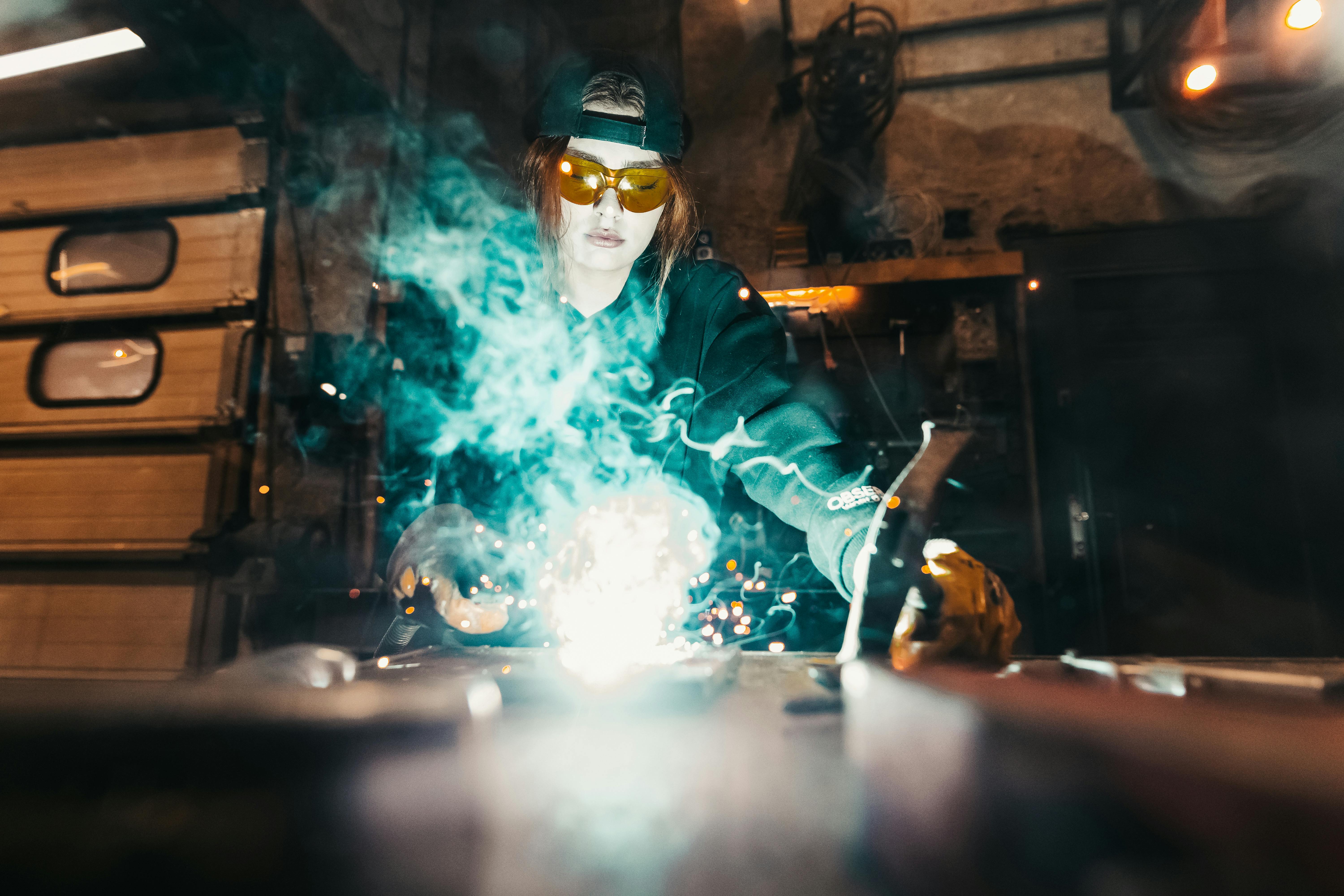 Jak przygotować metal do spawania?